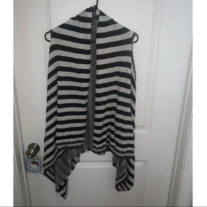 GAP sleeveless sweater cardigan